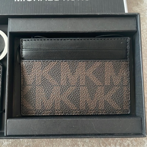 Brand New Michael Kors Jet Set Men’s Card Case & Keychain Gift Set Brown Black - Picture 4 of 13